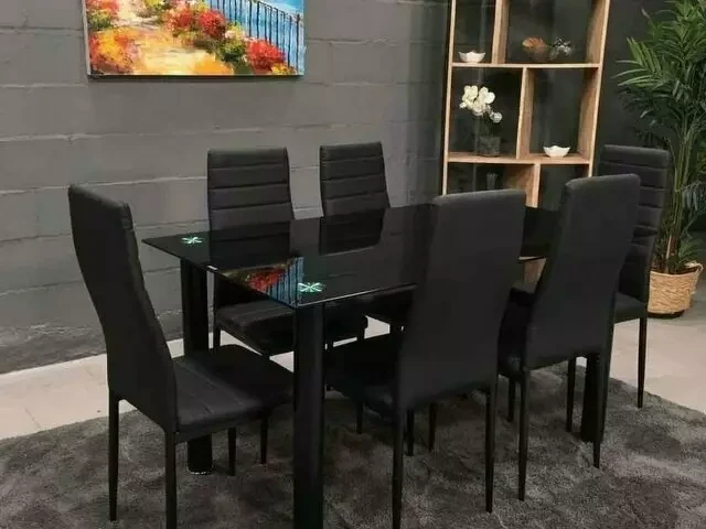 ? Mesa de cristal templado + 6 sillas